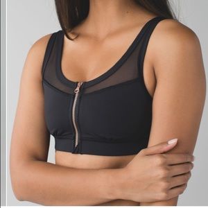 Lululemon drop it like it’s hot bra